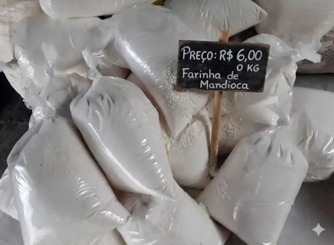 Farinha de mandioca empacotada de excelente qualidade 