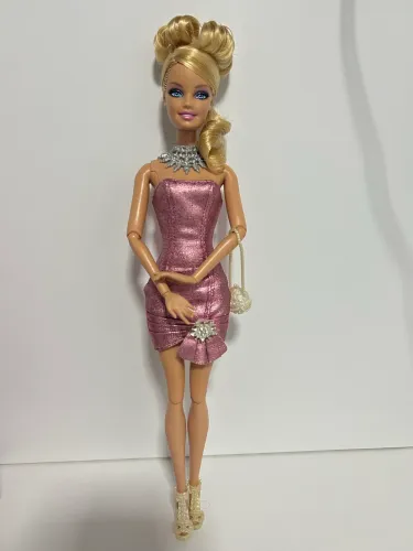 Boneca barbie fashionista glam