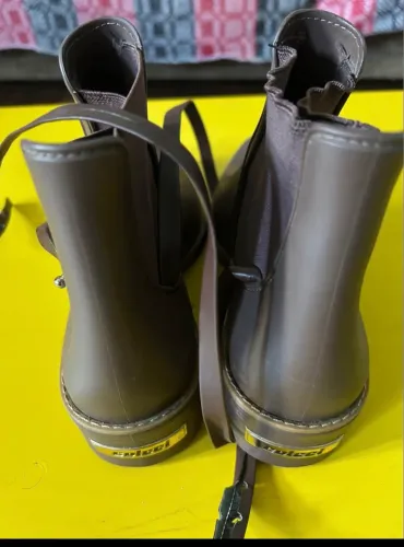 Bota colcci