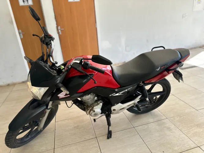Honda CG Fan 160cc moto muito conservado moto de primeira 
