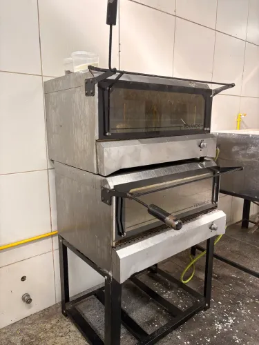 Forno Venâncio de lastro a gás