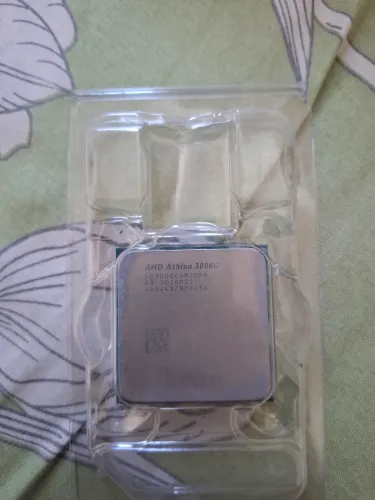 Amd Ryzen Athlon 3000G