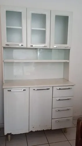 $450 - ITATIAIA - armário 6 pts 5 Gavetas