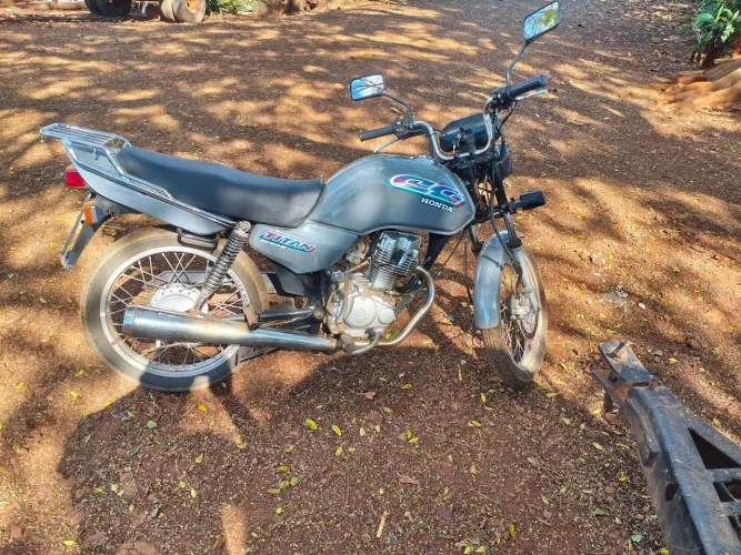 Vende se cg Titan 97