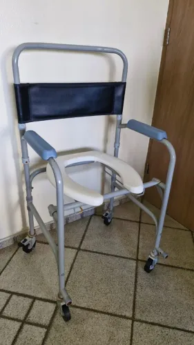 cadeira de banho para idoso