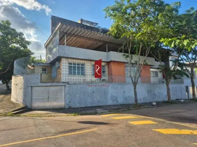 VENDO EXCELENTE CASA, 4Qtos, 2VAGAS, 316m2 - VILA DA PENHA
