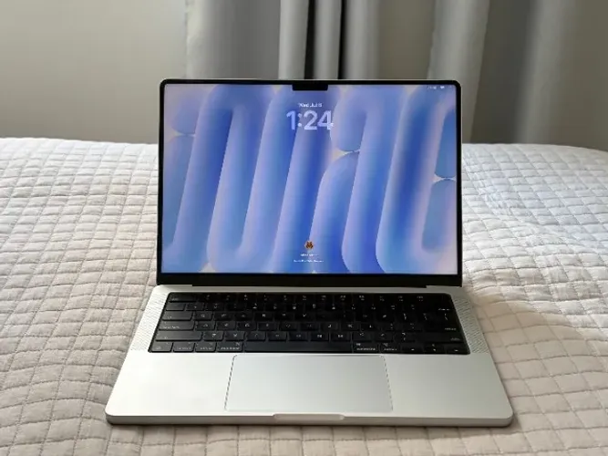 MacBook Pro 14 M4 16GB RAM 512GB SSD - Impecável | Saúde da Bateria 100%