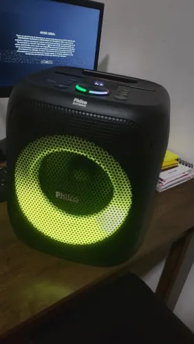 Caixa amplificada de som