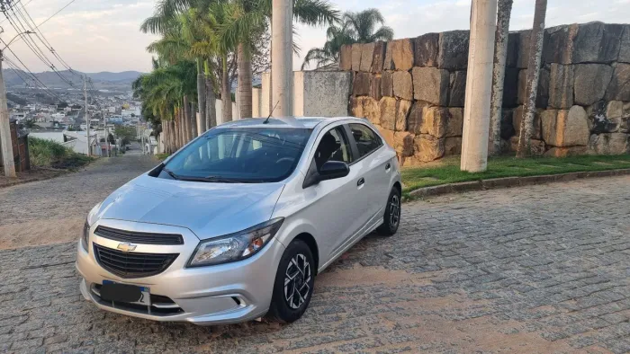 Chevrolet Onix JOY Hatch 1.0 8V Flex Mec. 4P 2019