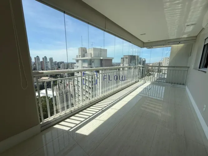 Cobertura Para Venda e Locação Vila Andrade, 3 Quartos, 3 Suítes, 3 Vagas, 250m² - (condom
