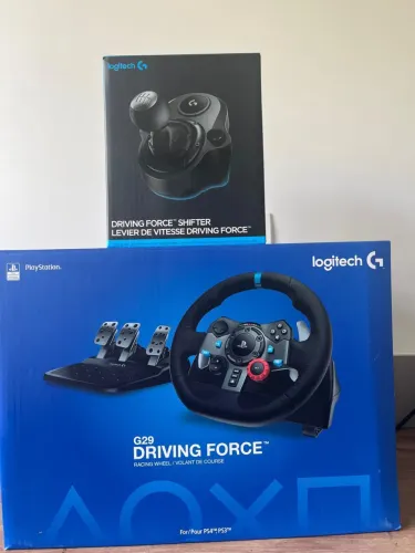 Volante G29 usado mas em excelente estado. Compatível com ps4/ps5 e PC