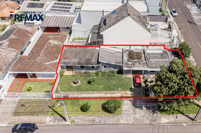 Terreno de Esquina com 495 m² no Santa Quitéria ZR3.1