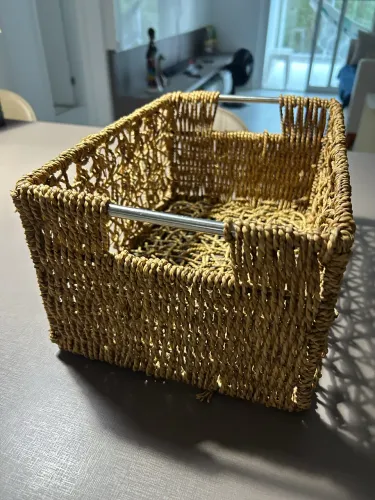 Cesta em fibra natural rústica
