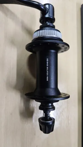 Cubo dianteiro Shimano m435 disco 32 furos