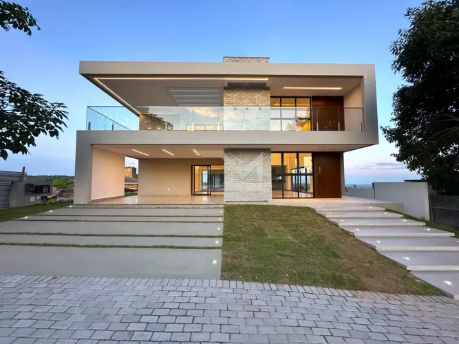 Casa no Atmosphera com 400m, 03 pavimentos, piscina e muito mais pronta pra morar!