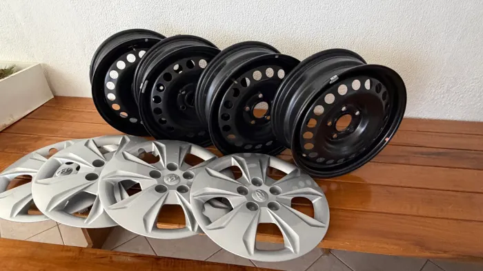 Rodas e calotas Hyundai aro 16 nunca usadas