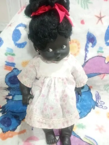 Boneca Antiga Negra