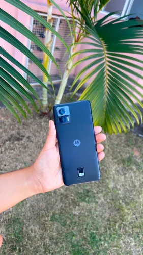 ? MOTOROLA EDGE 30 NEO 256GB