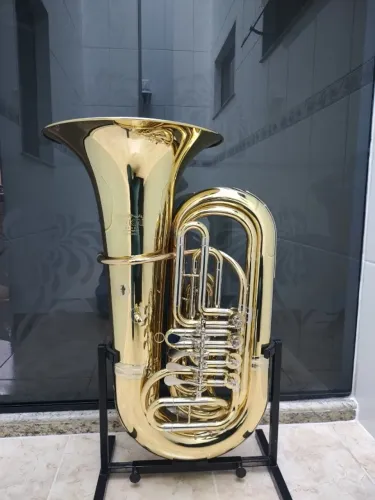 Tuba 5/4 Compacta TOKAI TB-400L Sib Laqueada - Nova(Mostruário)- Aceito trocas
