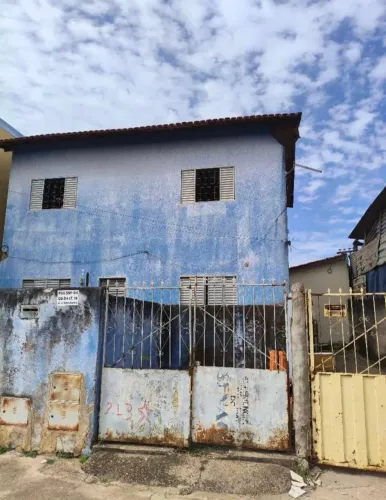 Vendo(fundo da rodoviária)urgente 