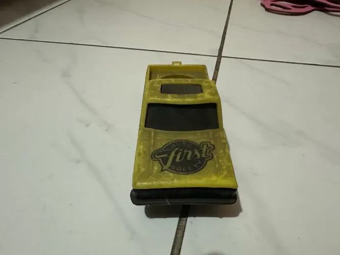 Caminhonete Auto First Speed anos 90 