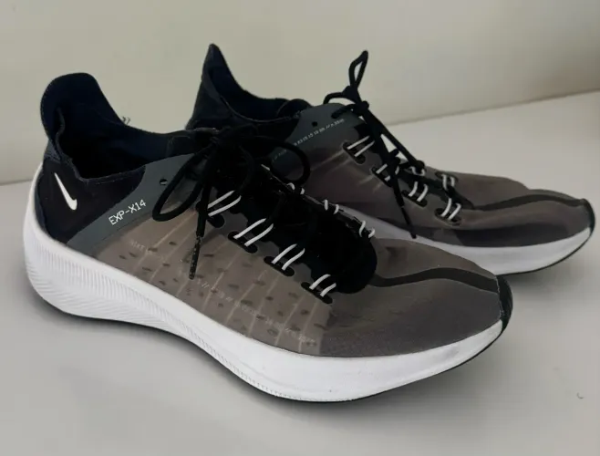 Tênis de academia Nike