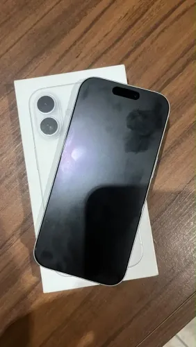 iPhone 17