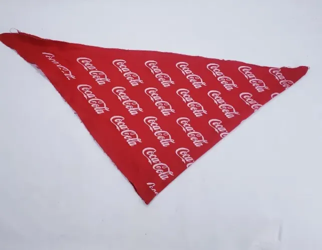 Antiga bandana em tecido Coca Cola