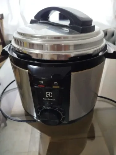 Panela de pressão elétrica 5L Eletrolux