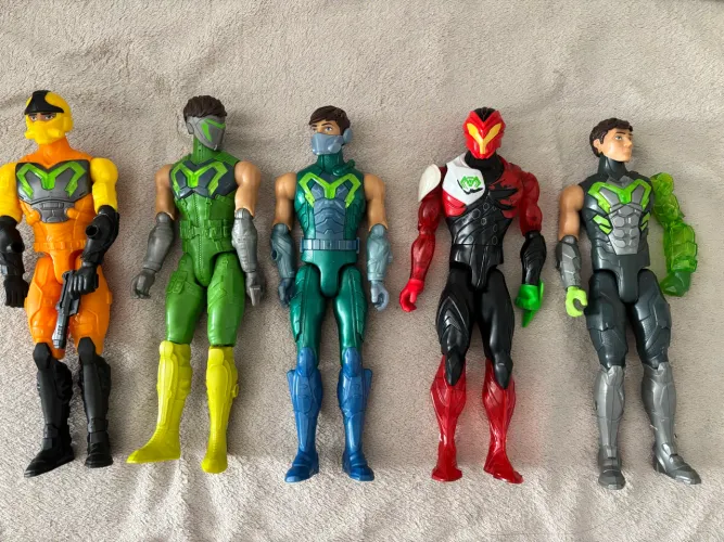 Coleção 5 bonecos Max Steel