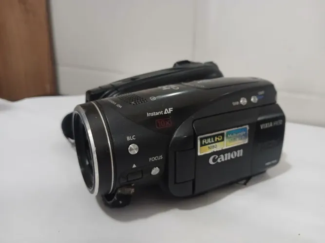 Filmadora digital de alta definição Canon VIXIA HV30.
