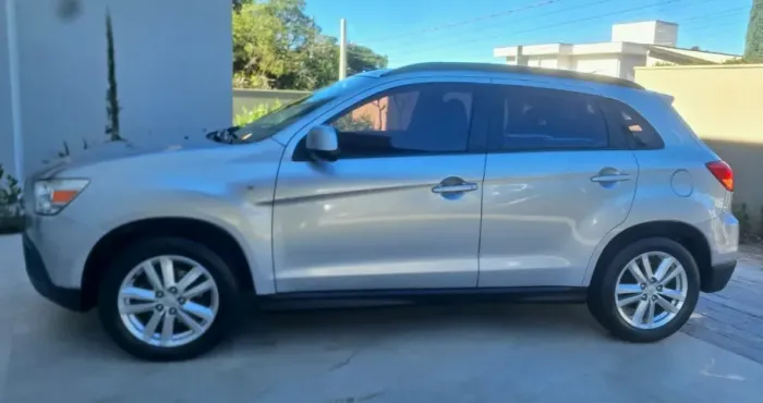 Mitsubishi ASX 2.0 16V 160cv Aut. 2012