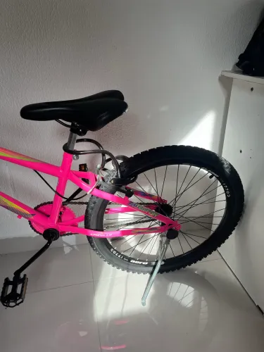  Bicicleta Colli Allegra City Aro 24 com Freio V-Break - Rosa Neon