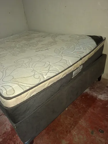 Vendo cama box molas ensacadas