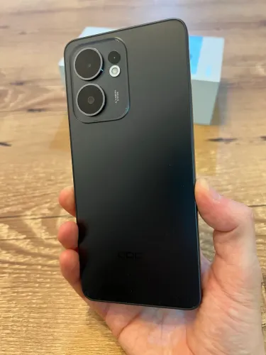 Celular Oppo Reno 13F