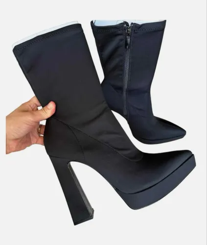 Bota salto alto bico fino tecido Zara