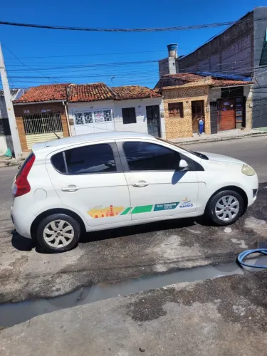 Fiat Palio Attractive 1.0 EVO Fire Flex 8V 5P 2014
