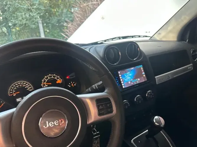 Jeep Compass Sport 2.0 16V 156cv 5P 2014