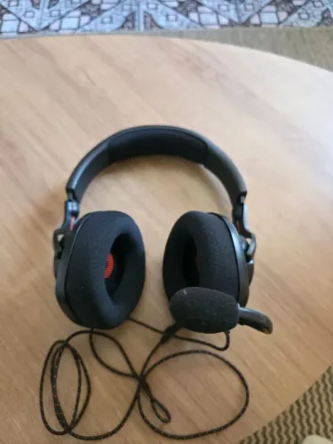 Fone de ouvido game JBL