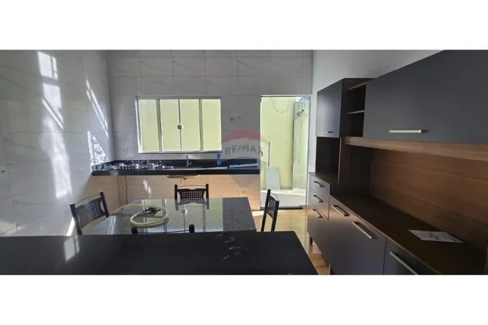 Casa em Confresa, Preço Reduzido, Moderna e Confortável