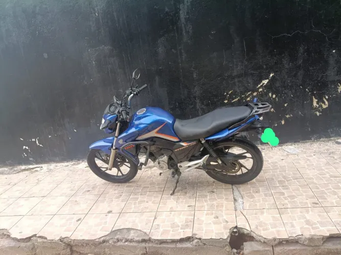 Vendo Titan 160 em ótimas condições 