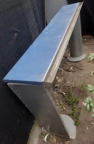 Balcão em Metal
