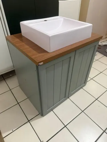 Armário de Banheiro - Novo