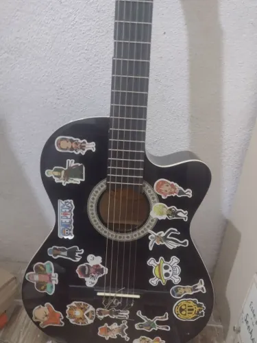 Violão eletroacústico 