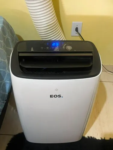 Ar-Condicionado Portátil EOS 12.000 BTUs - 2024, Ótimo Estado + Controle e Manual