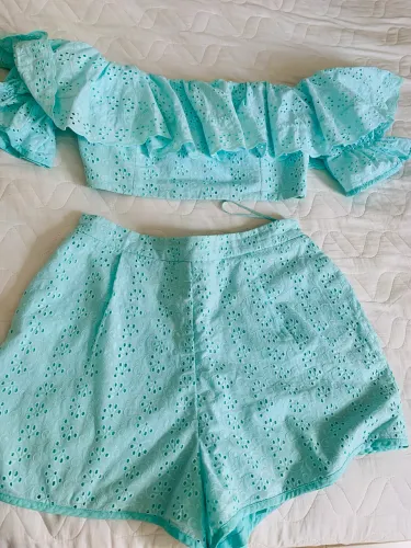 Conjunto laise