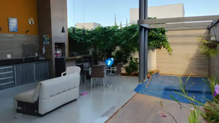 Casa Térrea de Oportunidade em Condomínio na Zona Sul - Uberlândia - MG