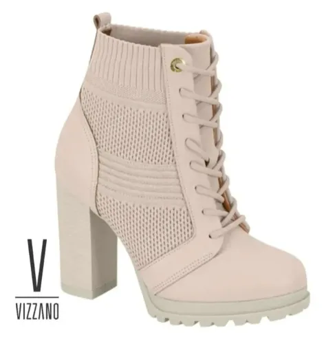 Bota Vizzano coturno de salto alto na cor creme