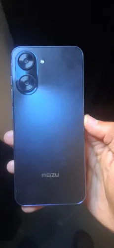 Meizu Mblu 21 **