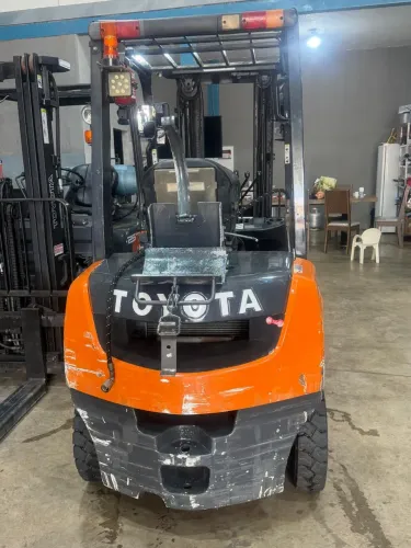 Empilhadeira Toyota